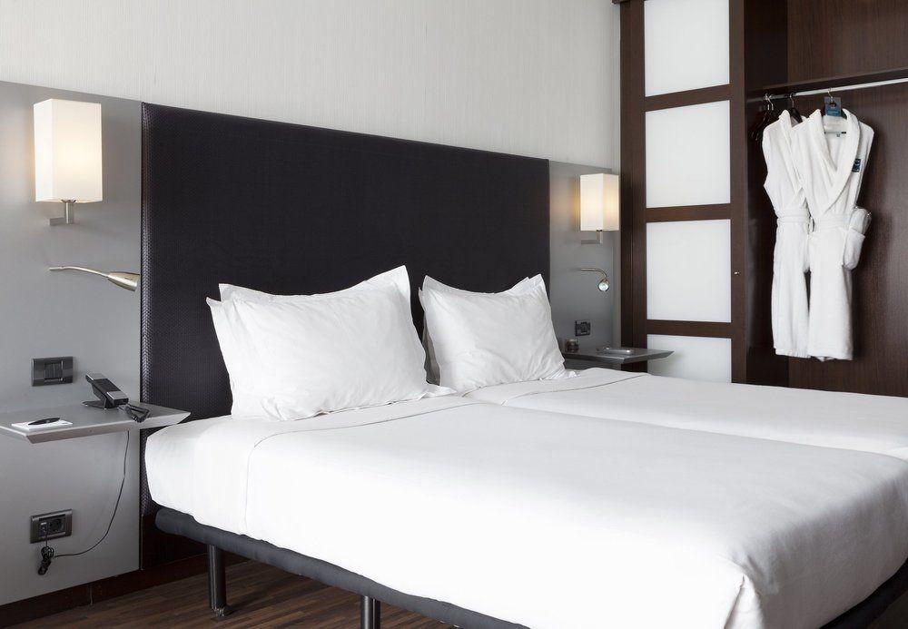 Ac Hotel By Marriott Madrid Airport Coslada Eksteriør bilde