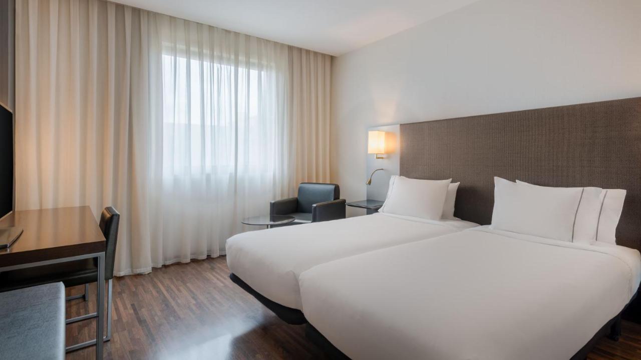 Ac Hotel By Marriott Madrid Airport Coslada Eksteriør bilde