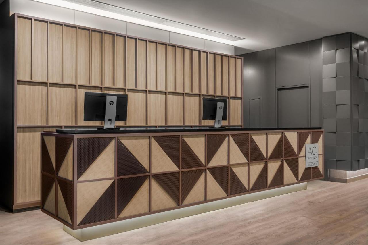 Ac Hotel By Marriott Madrid Airport Coslada Eksteriør bilde