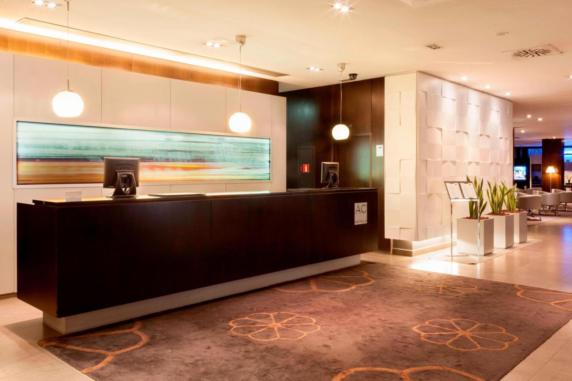 Ac Hotel By Marriott Madrid Airport Coslada Eksteriør bilde