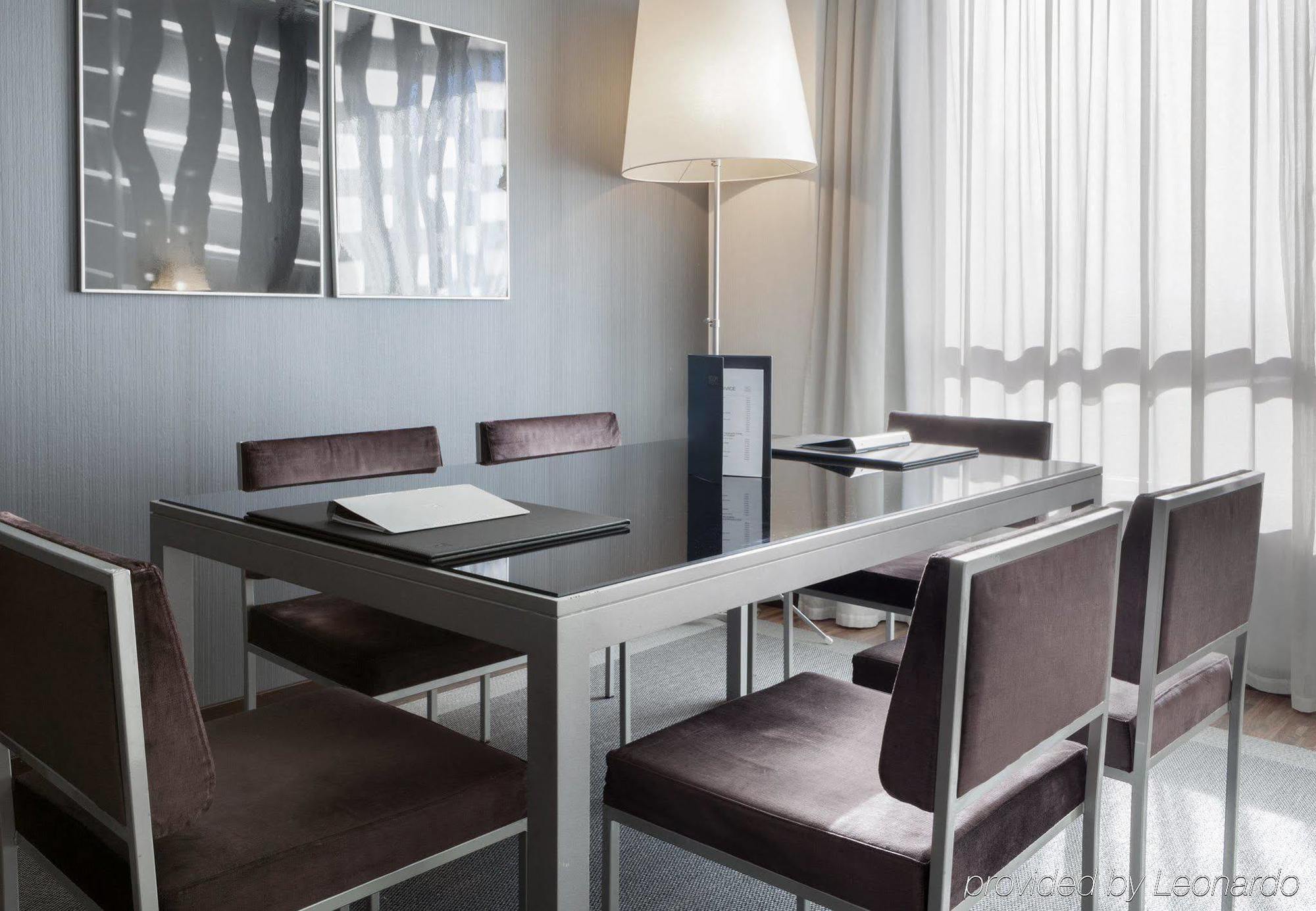 Ac Hotel By Marriott Madrid Airport Coslada Eksteriør bilde
